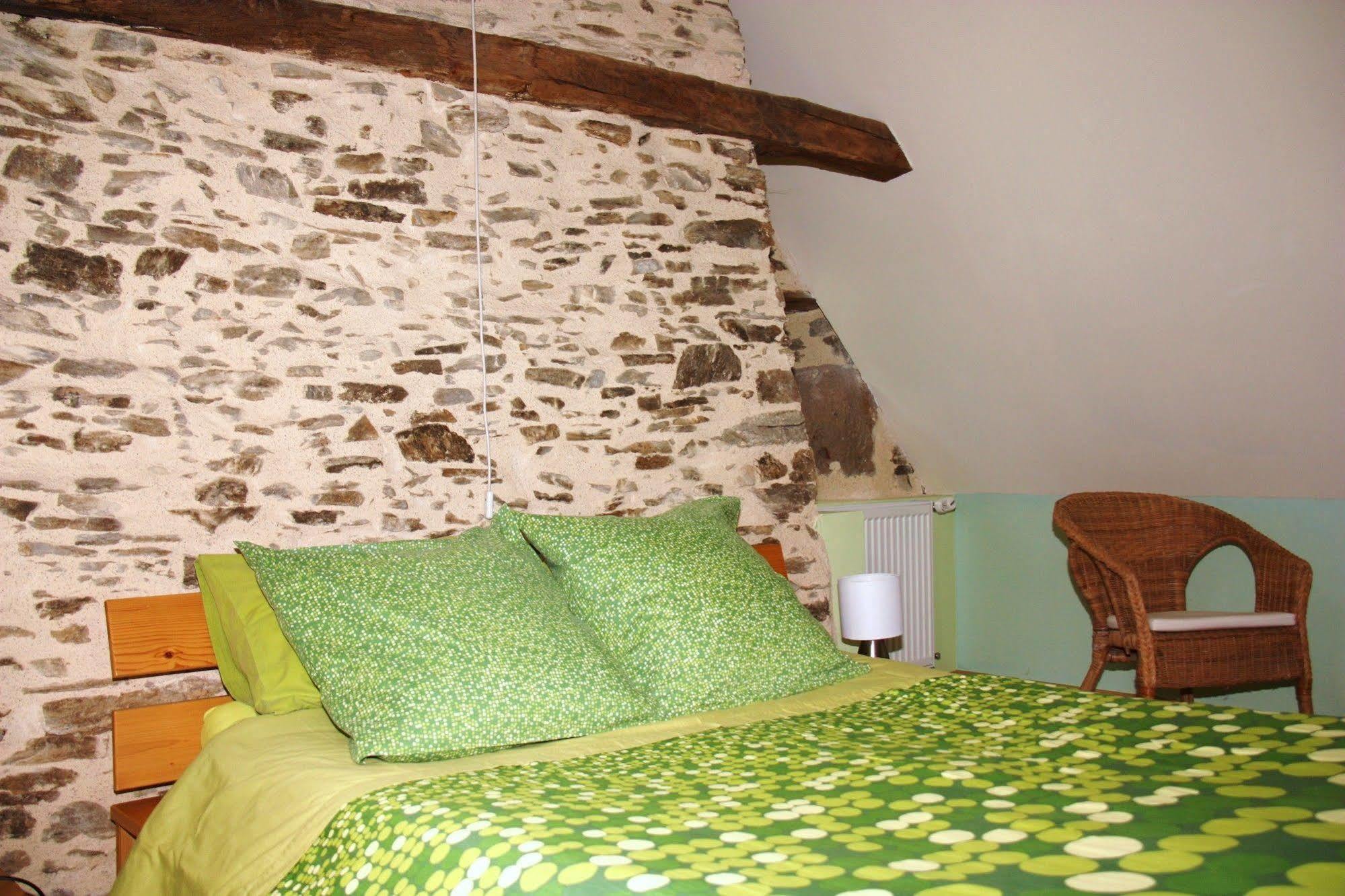 Bed and Breakfast Domaine De La Clauzade Saint-Germain-les-Vergnes Esterno foto